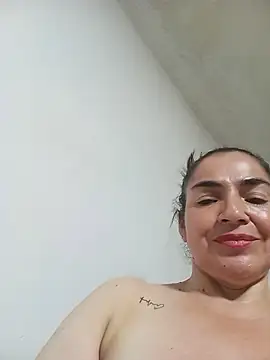 MaryRoze_ Chat XXX in diretta