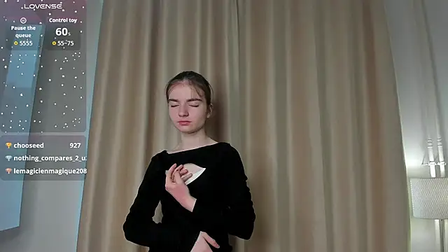 Yala_11 Live XXX-Chat