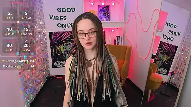 Chat +18 de LisaFoxy_y ao vivo