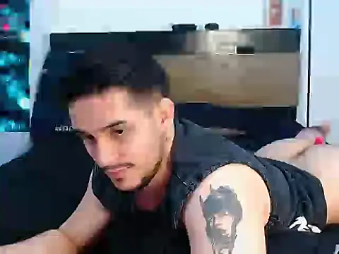 colin_lewis1's Webcam Show