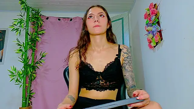 Chat XXX ao vivo de scarlet-jonesx