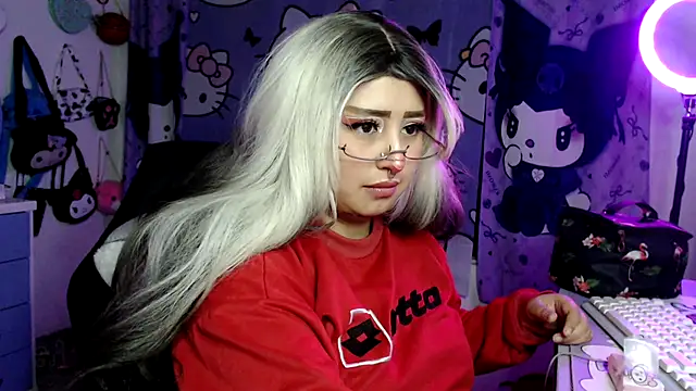 Živý XXX chat lussyevans24