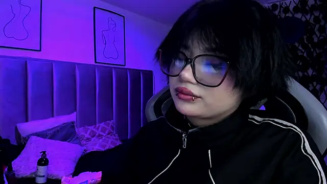 Kitty_Gang's Webcam Show