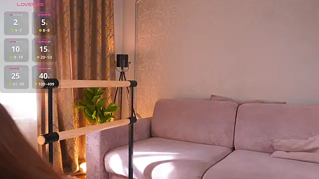 EadlinGillim Adlı Modelin Canlı XXX Sohbeti