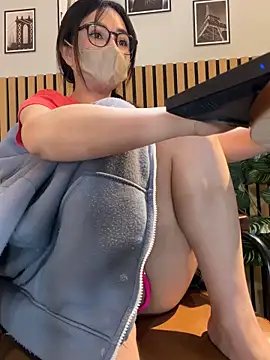 Webkamerová show Linh_2004