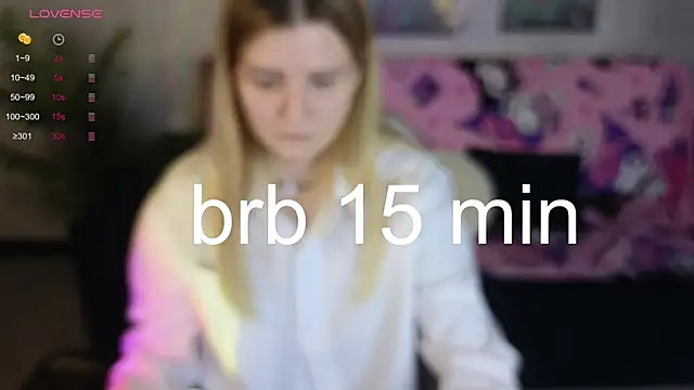 Ruby_Al1en Adlı Modelin Canlı XXX Sohbeti