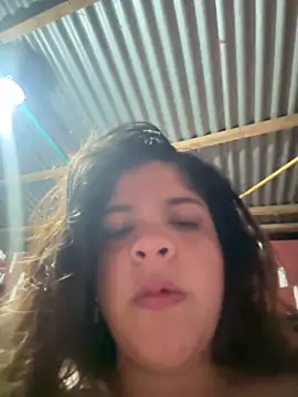 XXX chat uživo modela diamore3377