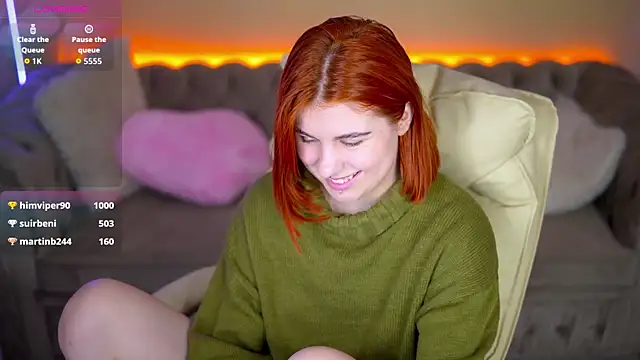 GingerPinky Adlı Modelin Canlı XXX Sohbeti