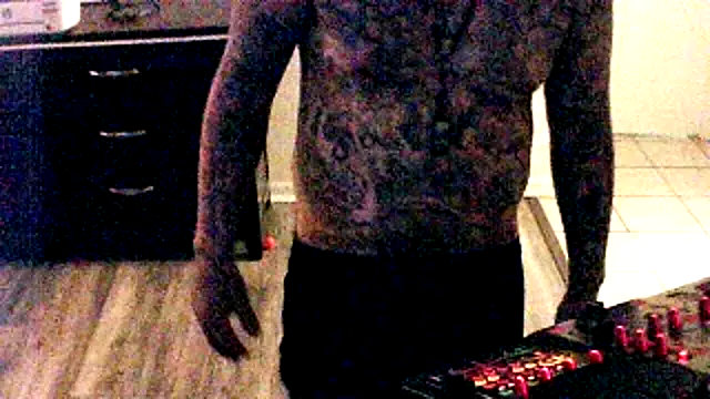 Coloradod5380: διαδικτυακό σόου στην κάμερα