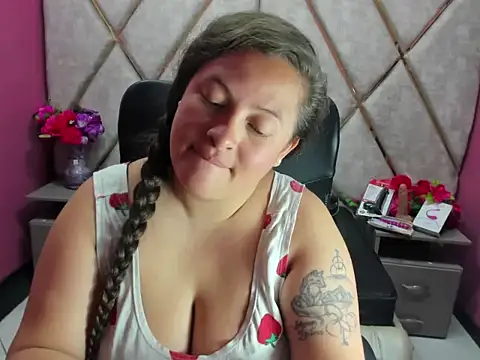 Sarah_Boobs_ Chat XXX live