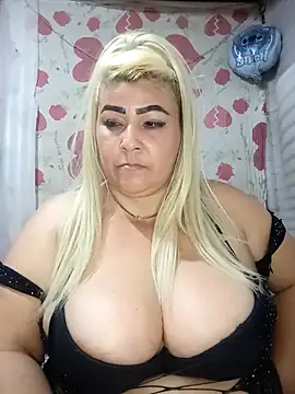 Chat +18 de BonniAdams ao vivo