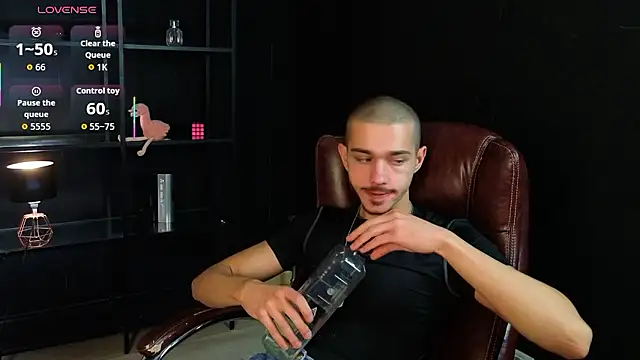 Chat +18 de KaydenDrew ao vivo