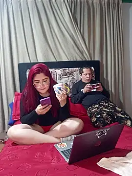 JuliiGrey: απευθείας συνομιλία ΧΧΧ