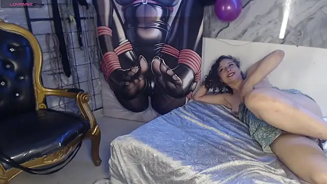 Lady_Violet7: απευθείας συνομιλία ΧΧΧ