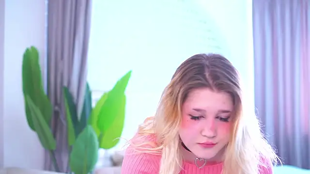 KenaYodis – Naživo XXX chat