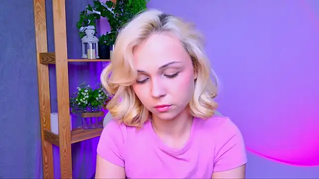 ElenaMonroe: онлайн-секс-чат