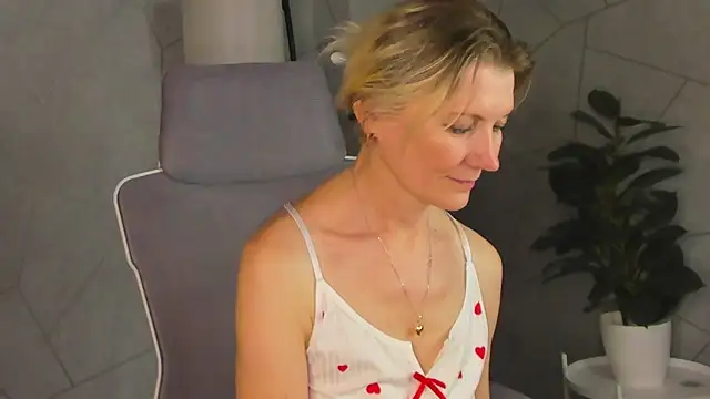 Julie_Lucas – Live XXX-chat