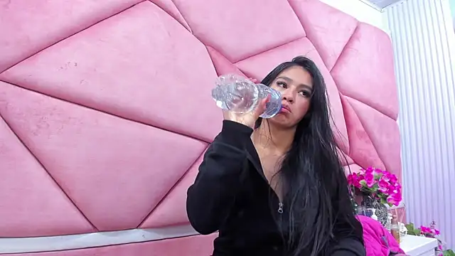 Mariana_Prinn Live XXX chat