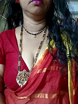 AMRUTHA-116のライブXXXチャット