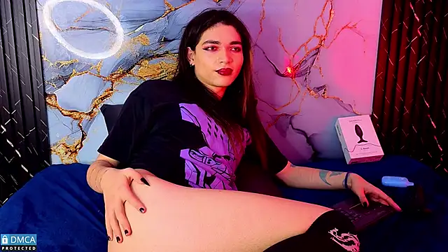 MaeveKuro Adlı Modelin Canlı XXX Sohbeti