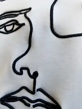 Mama_Eva_1 লাইভ XXX চ্যাট