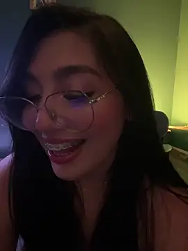 Your_Enyel লাইভ XXX চ্যাট