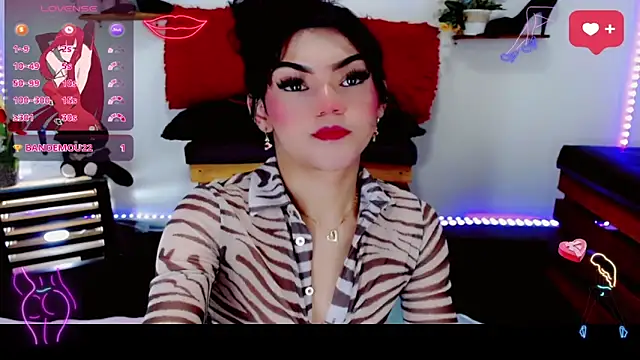 NathalialLooes 现场XXX聊天