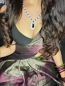 its_rossy লাইভ XXX চ্যাট