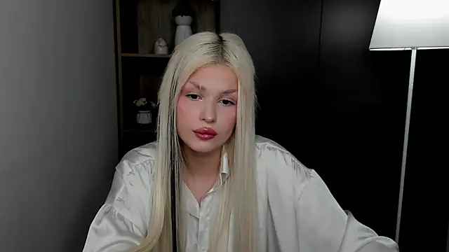 KyokoDelduca 即時 XXX 聊天