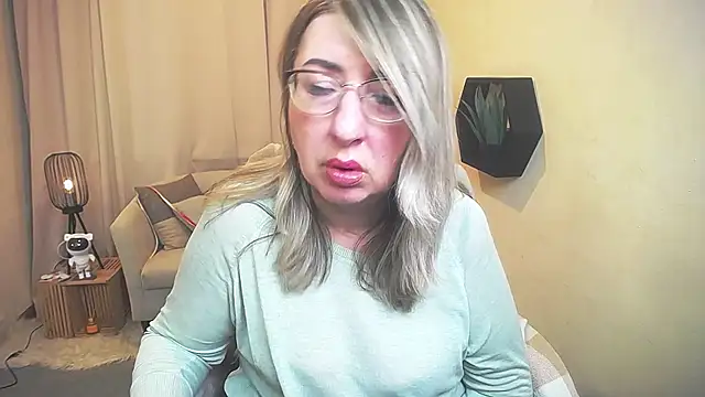 KKMimiKK লাইভ XXX চ্যাট