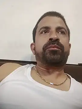 XxX_KING30 élő XXX-chatje