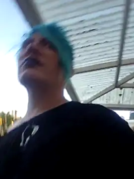 PinkTheHawk Live XXX-Chat