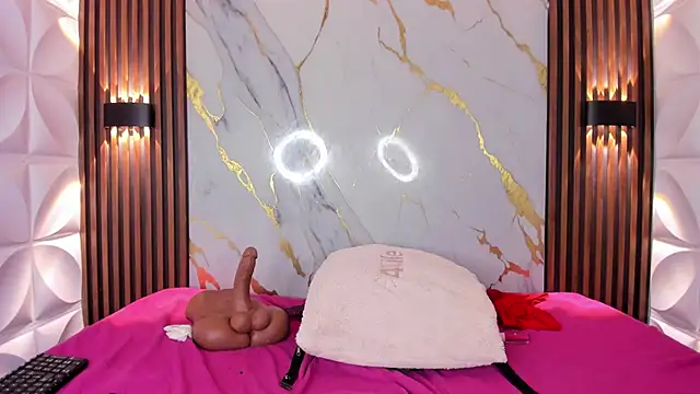 Taira_Bms Adlı Modelin Web Kamerası Şovu