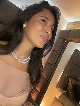 BrigitteVons' Live XXX Chat