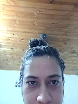 Samantha_0115 Adlı Modelin Canlı XXX Sohbeti