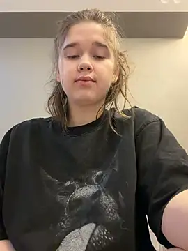 HornyGirlH – webcam-show