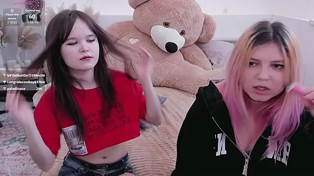 XXX chat uživo modela Elainebeness