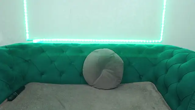 IvanaCharm Chat XXX live