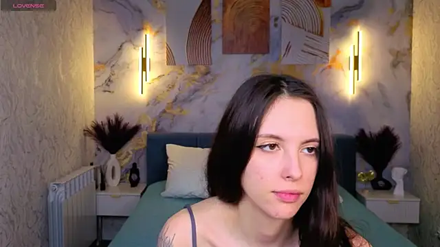 elise_robbie's Live XXX Chat