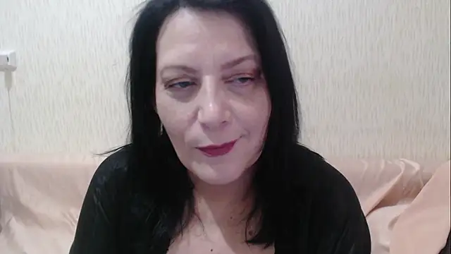 Mirabelle_Sweet Adlı Modelin Canlı XXX Sohbeti