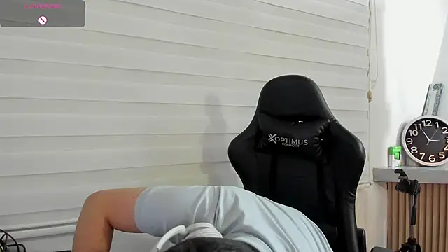 Rick_Adams Adlı Modelin Web Kamerası Şovu