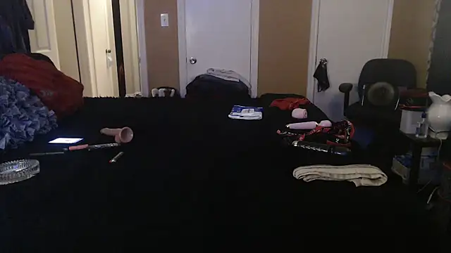 Chat XXX ao vivo de DivatheSnakecharmer