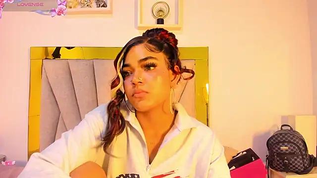 vahiolet_fuentes 现场XXX聊天