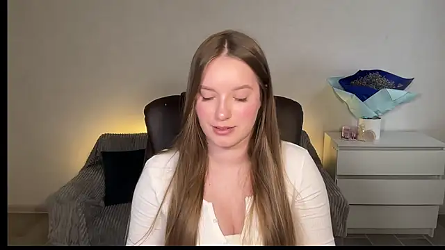 EvaMaddison: απευθείας συνομιλία ΧΧΧ