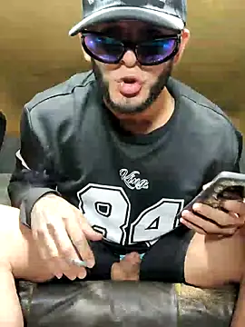 PIGHIGHDIRTY_p0 – Kamerová šou