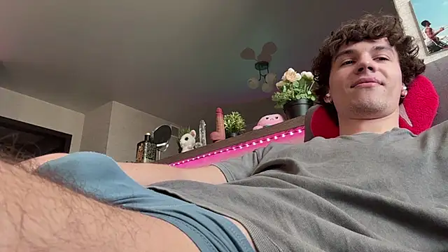 Jeremy1Scott 现场XXX聊天