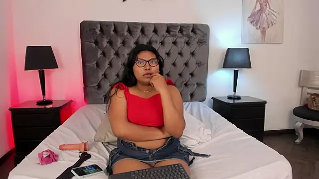 Kiri_Black_'s Live XXX Chat