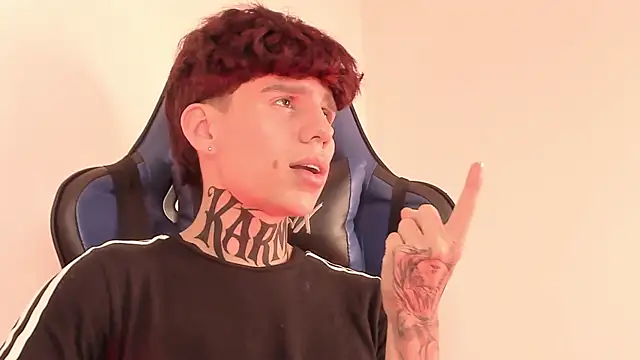 Angelcumm_ Adlı Modelin Canlı XXX Sohbeti