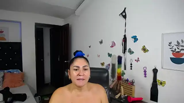 mature_bigboobs10のライブXXXチャット