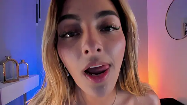 Chat XXX ao vivo de MelissaMoore_